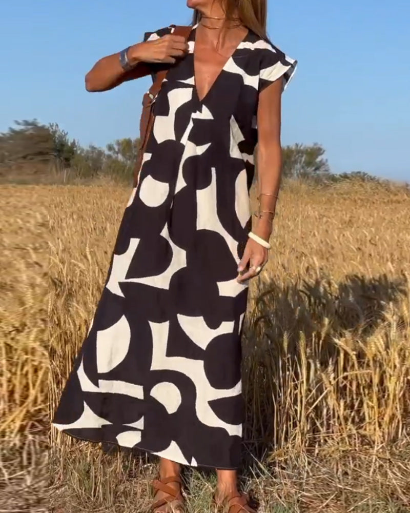 KIANA™ - Dress with V-neck