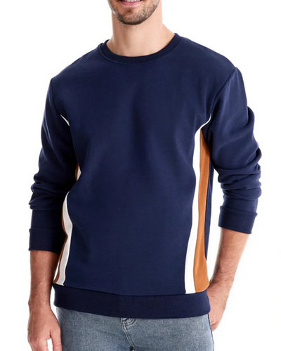Fashionable men's sweater