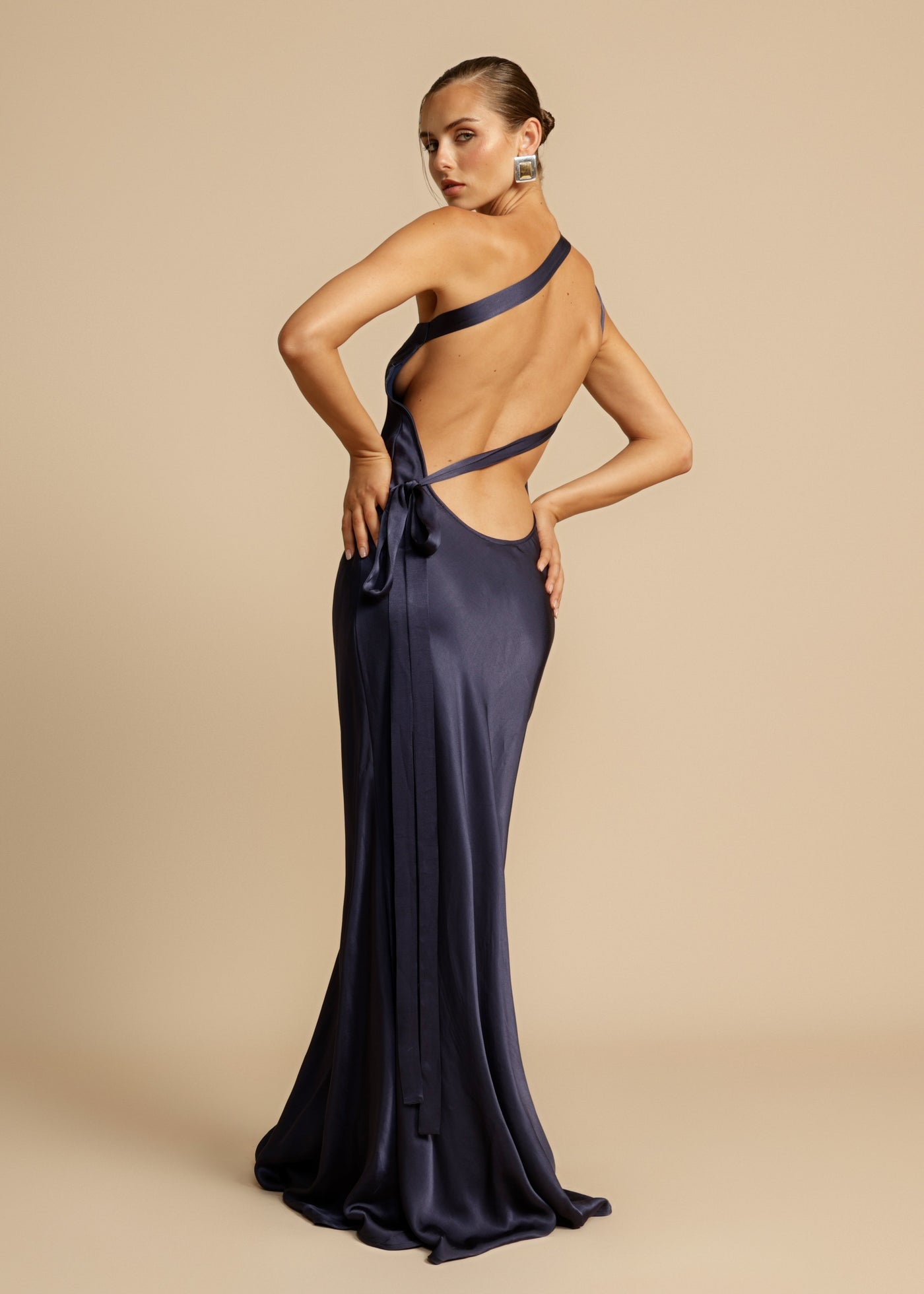 TAMARA™ - Dress with Open Back