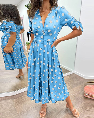 VIOLLETA - Dress with V-neckline