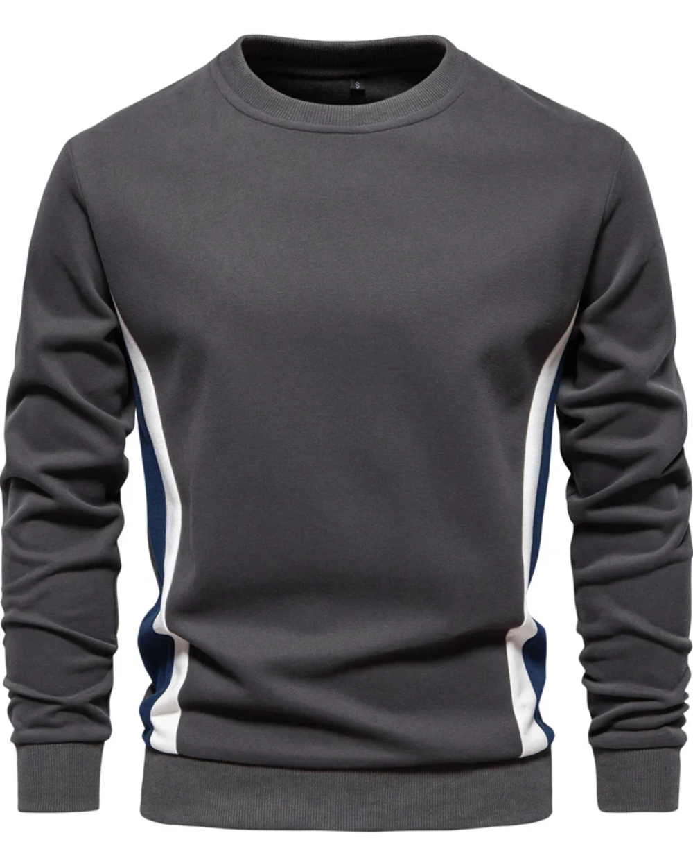 Fashionable men's sweater