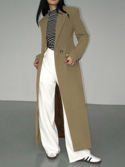 Elegant blazer with split sleeves