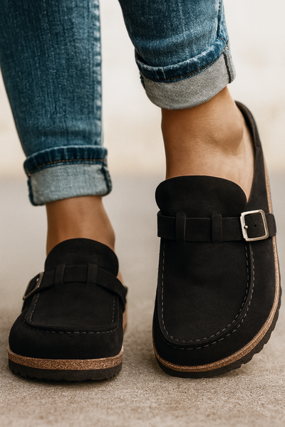 AMY COMFORT Slip-On Shoes