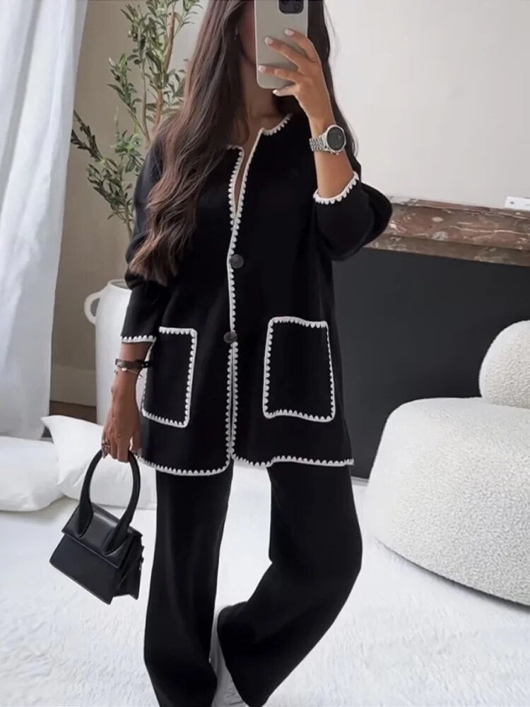 Elegant two-piece set with contrasting stitching