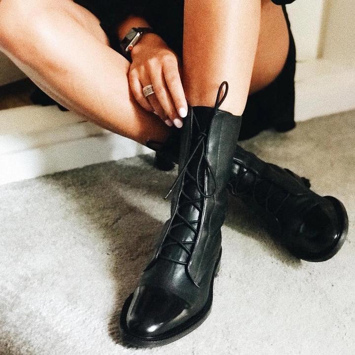 Isabella - Elegant Leather Heeled Boots