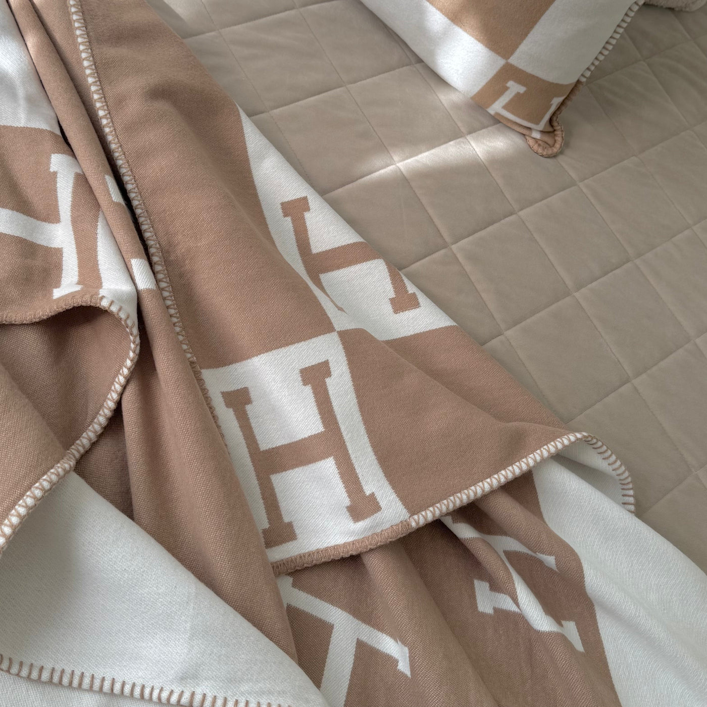 Wool Cashmere Blanket | Luxurious Throw Blanket