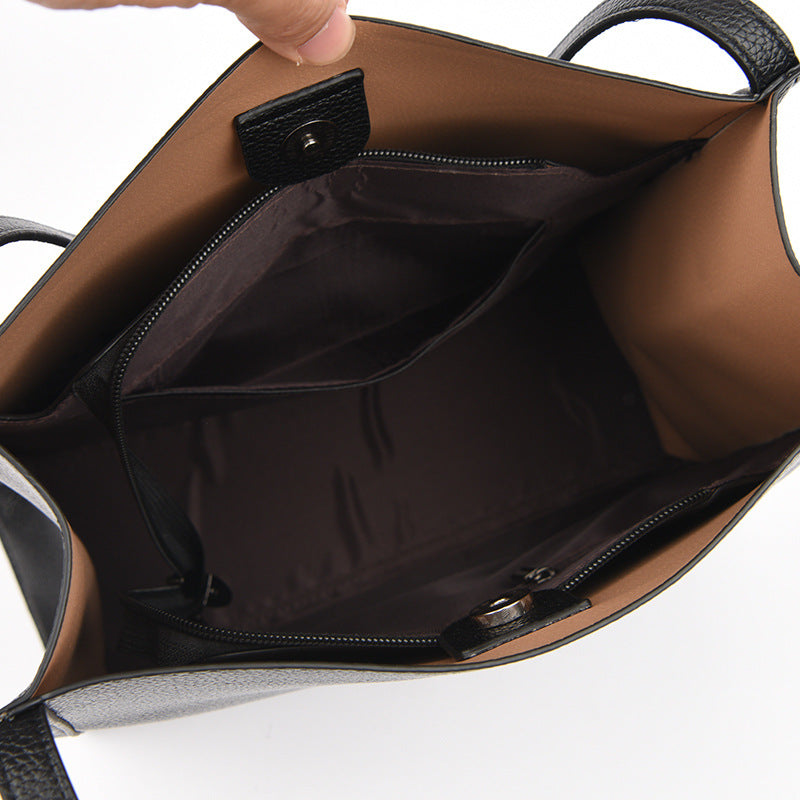 Elevé - Elegant and Timeless Shoulder Bag