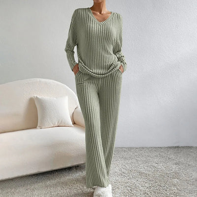 Nisa - Knitting Set