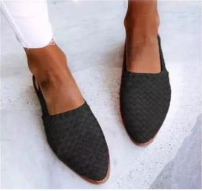 SAMMI - Folded Flat Sandals