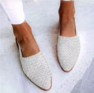 SAMMI - Folded Flat Sandals