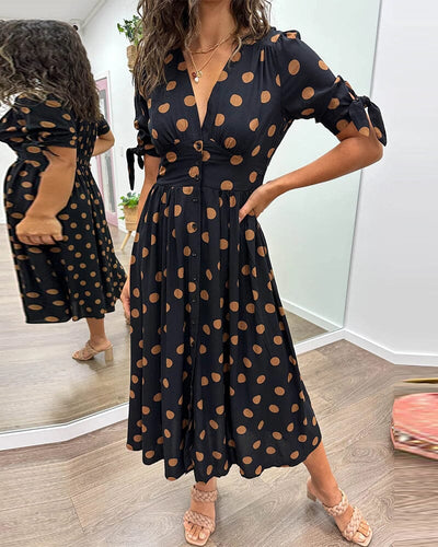 VIOLLETA - Dress with V-neckline