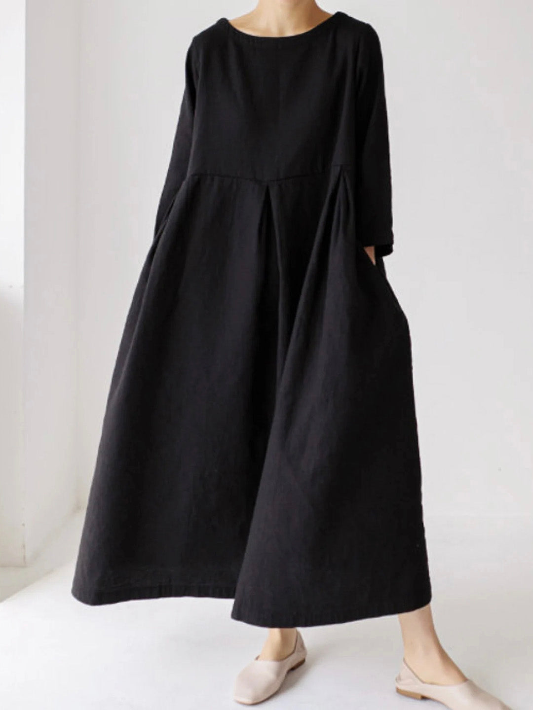 IVONNE - Chic Dress with Side Pockets