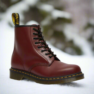 MARTEN | Elegant lace-up boots
