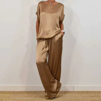 CLARISSA - Light Two-Piece Outfit