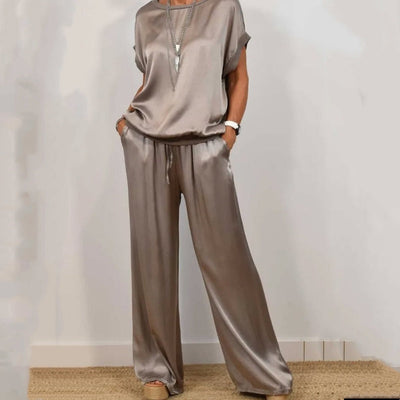 CLARISSA - Light Two-Piece Outfit