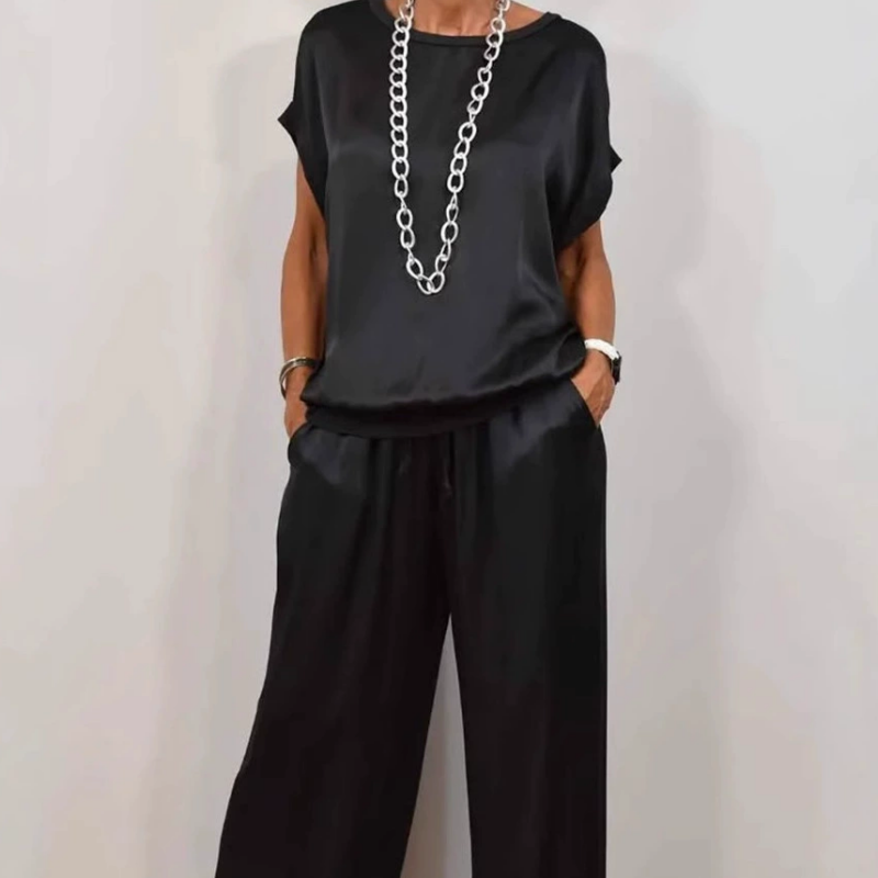 CLARISSA - Light Two-Piece Outfit