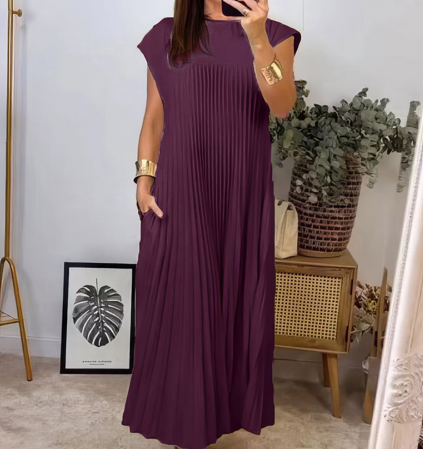 LIVIA - Pleated Sleeveless Dress